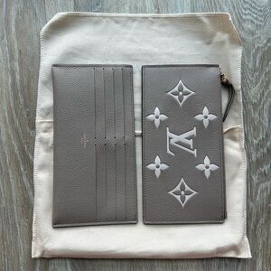 Louis Vuitton Clutch 100% AUTHENTIC